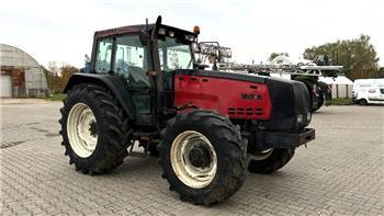 Valtra Valmet 8750