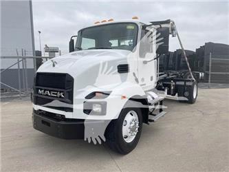 Mack MD6