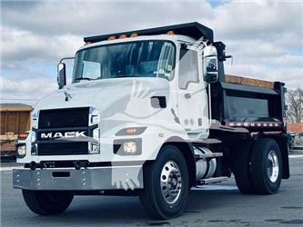 Mack MD6