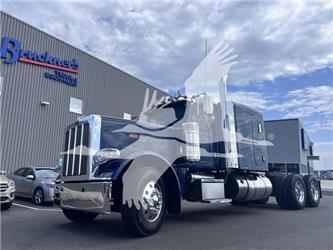 Peterbilt 389