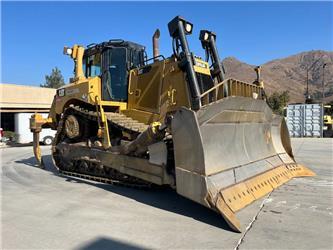 CAT D8T