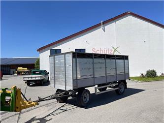 Fortschritt Viehtransportwagen, Viehanhänger, Tiertransport