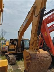 CAT 325 D