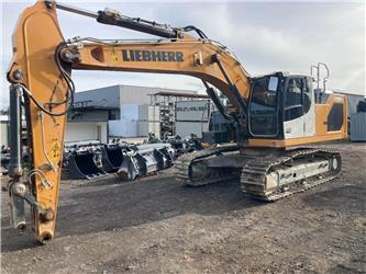 Liebherr R926