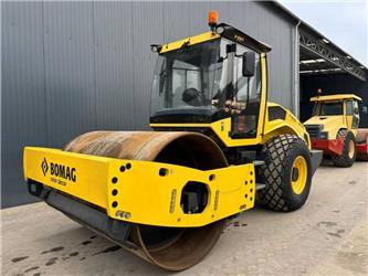 Bomag BW213D-5