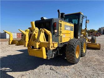 Komatsu GD655-6