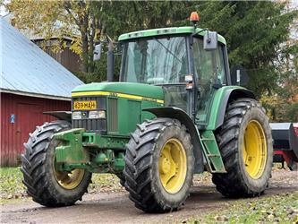 John Deere 6510