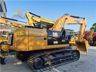 CAT 320D2