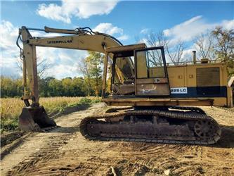 CAT 225 LC