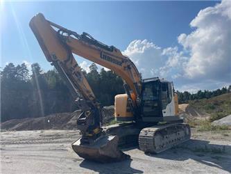 Liebherr R926 Compact