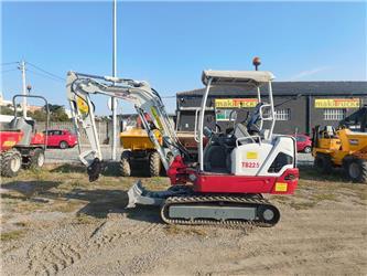 Takeuchi TB 225