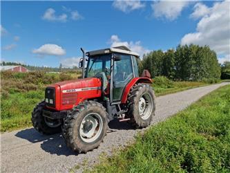 Massey Ferguson 4235