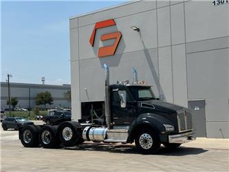 Kenworth T 880