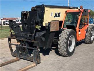 JLG 1055