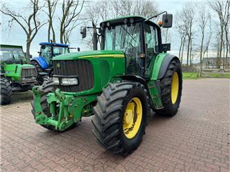 John Deere 6520