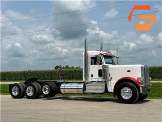 Peterbilt 389