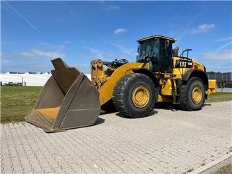 CAT 982M