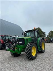 John Deere 6520