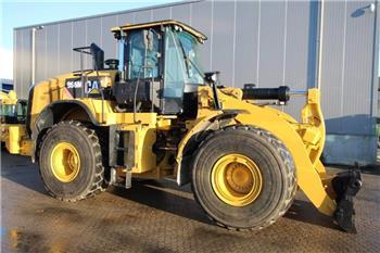 CAT 966M