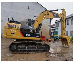 CAT 325D