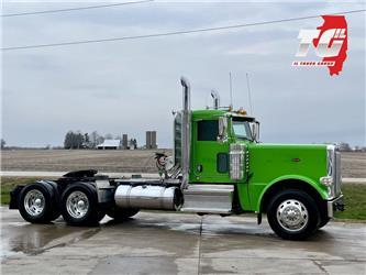 Peterbilt 389