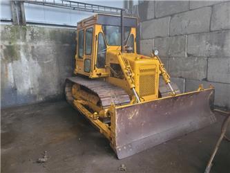 CAT D 4