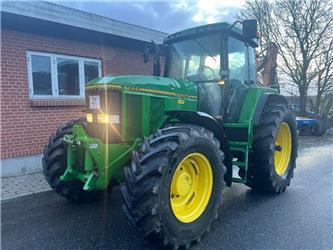 John Deere 7600