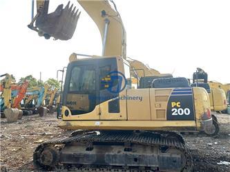 Komatsu PC200-8