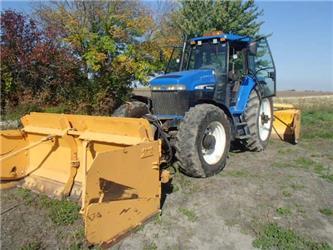 New Holland 8670