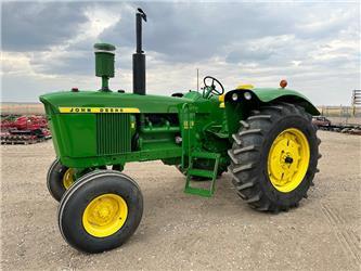 John Deere 4020