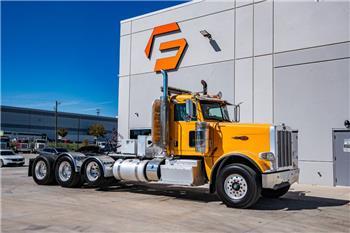 Peterbilt 388