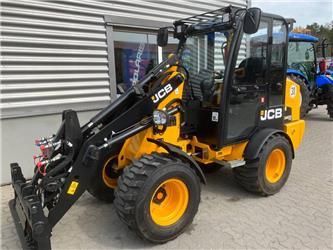 JCB 403