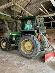 John Deere 1640