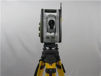 Trimble SPS930