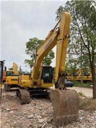 Komatsu PC200-8