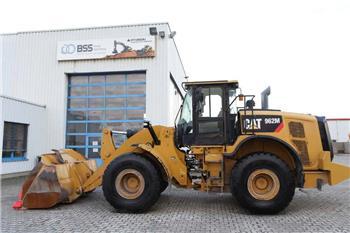 CAT 962 M