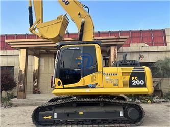 Komatsu PC200-8MO