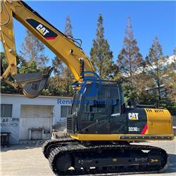 CAT 323D2