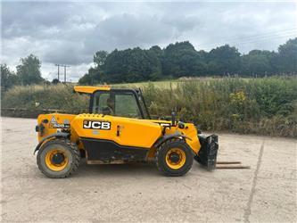 JCB 525-60