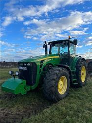 John Deere 8430