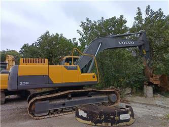 Volvo EC 250