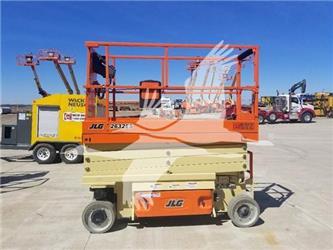 JLG 2632ES