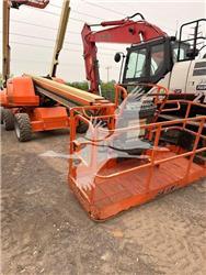 JLG 600S