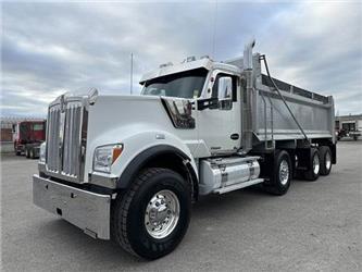 Kenworth W990