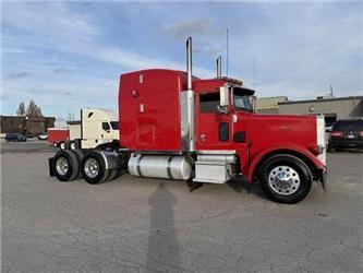 Peterbilt 379