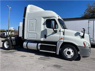 Freightliner Cascadia 125