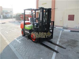  Accodr FD35W Forklift