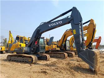 Volvo EC 220