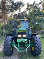 John Deere 6610