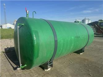 Agrofyn Trailers  8000 liter glasfibertank